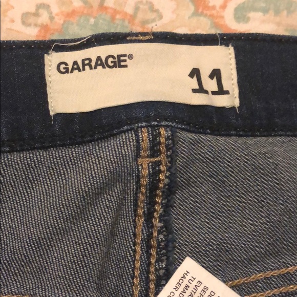 Garage Size 11 Jean shorts - Picture 4 of 5